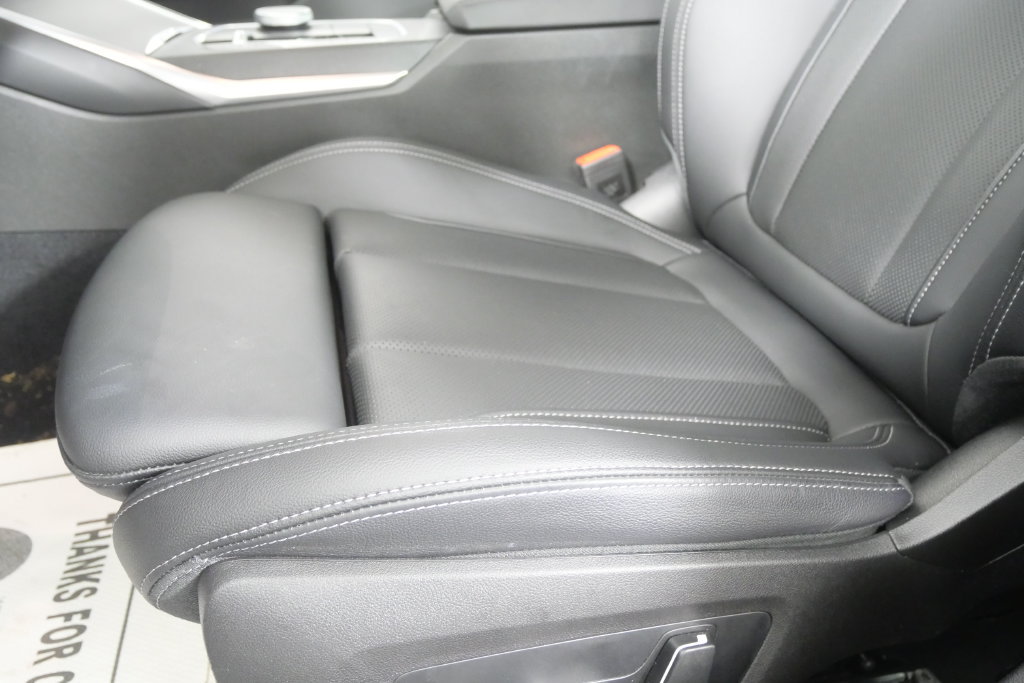 Certified 2026 BMW 330i Sedan RWD image 10