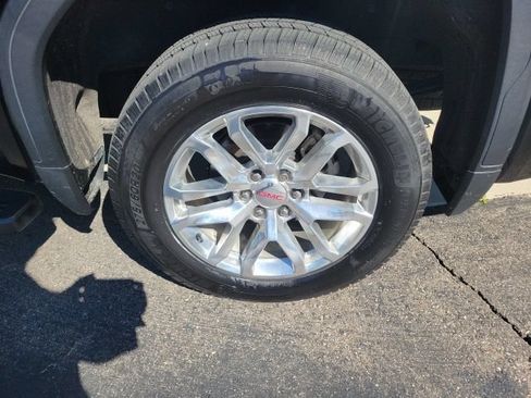 Used 2019 GMC Sierra 1500 SLT w/ SLT Premium Package AWD/4WD image 15