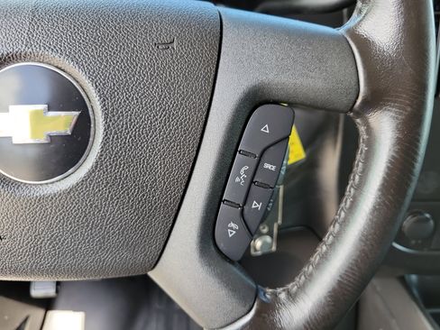 Used 2021 Chevrolet Express 2500 w/ Driver Convenience Package RWD image 22
