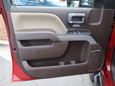 Used 2019 Chevrolet Silverado 2500 LTZ w/ Z71 Package, Off-Road AWD/4WD image 19