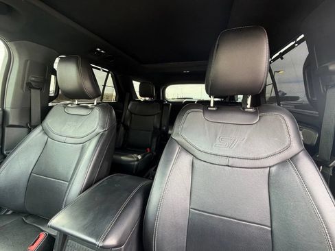 Used 2021 Ford Explorer ST w/ Equipment Group 401A AWD/4WD image 12
