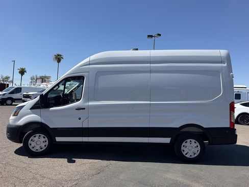 Used 2026 Ford Transit 250 148 High Roof RWD image 5