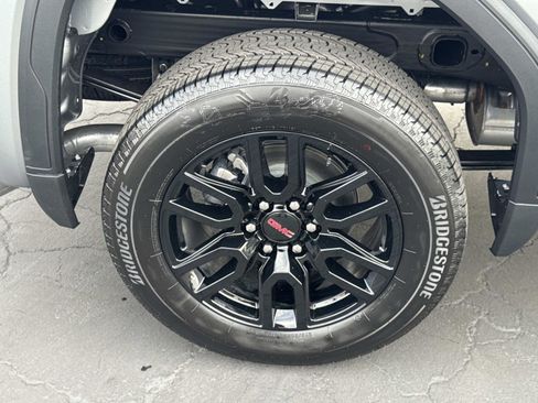 New 2026 GMC Sierra 1500 Elevation image 30