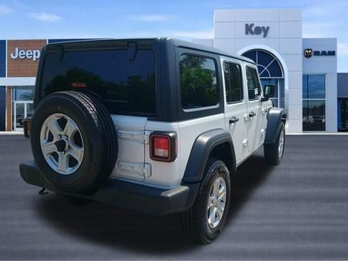 Used 2022 Jeep Wrangler Unlimited Sport AWD/4WD image 5