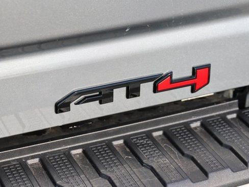 New 2026 GMC Sierra 2500 AT4 w/ AT4 Premium Plus Package AWD/4WD image 10