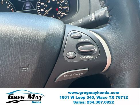Used 2019 Nissan Pathfinder SL FWD image 31