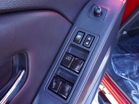 Certified 2022 Nissan Frontier SV image 15