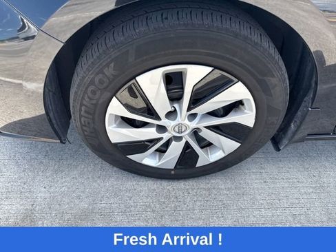 Used 2024 Nissan Altima 2.5 S FWD image 17