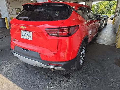 Used 2025 Chevrolet Blazer LT AWD/4WD image 4