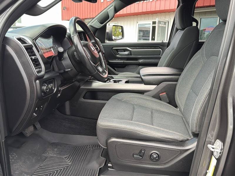 Used 2019 RAM 1500 Big Horn AWD/4WD image 12