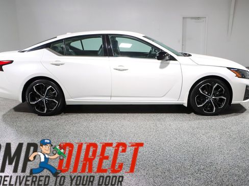 Used 2023 Nissan Altima 2.5 SR image 6