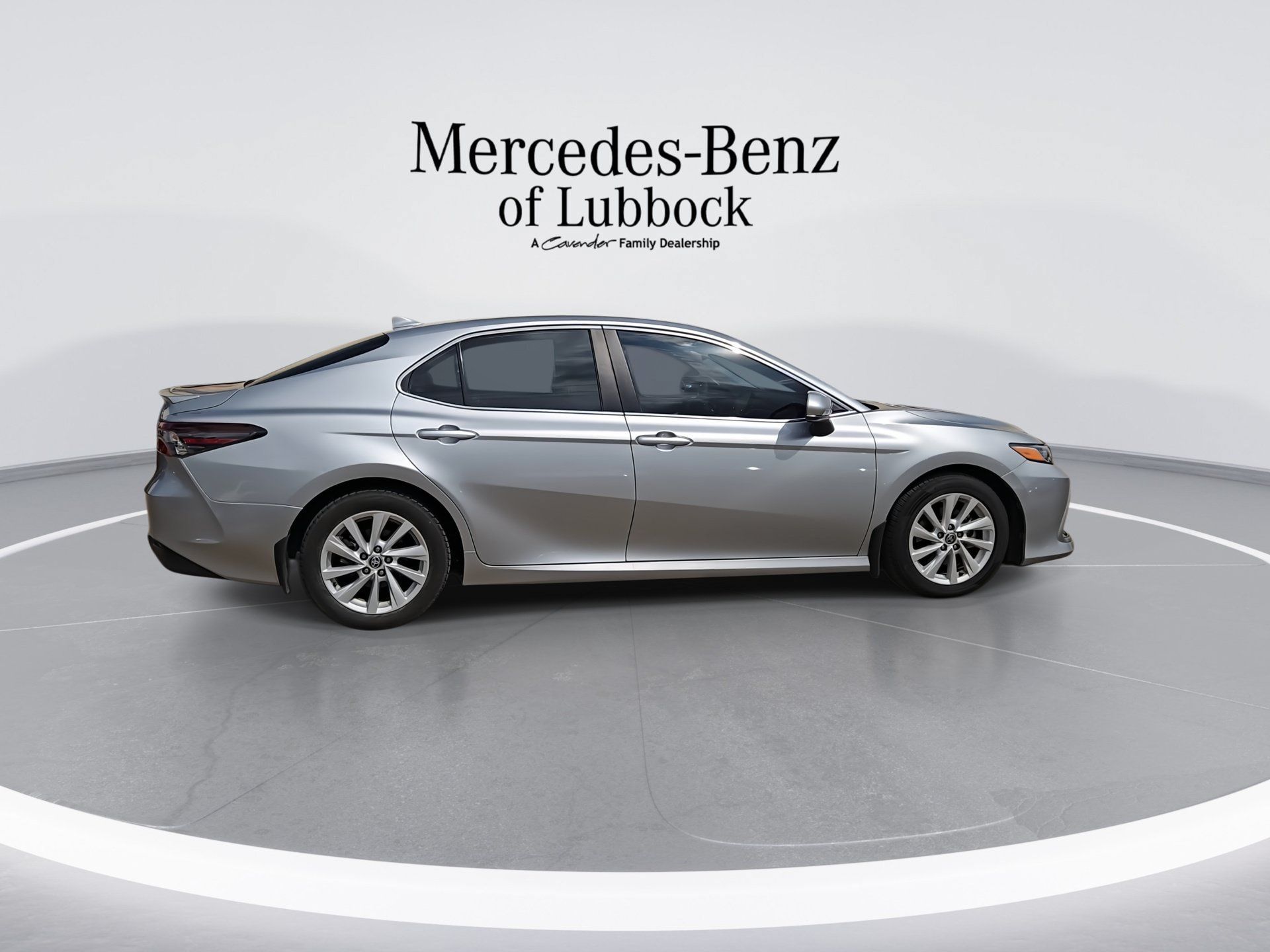 Used 2023 Toyota Camry LE FWD image 9