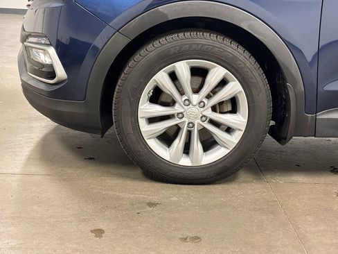 Used 2018 Hyundai Santa Fe Sport 2.0T w/ Cargo Package FWD image 8