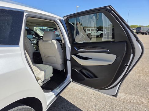 Used 2022 Buick Enclave Avenir w/ Trailering Package, 5000 lbs. image 17