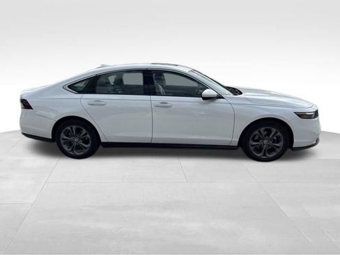 Used 2024 Honda Accord EX image 5