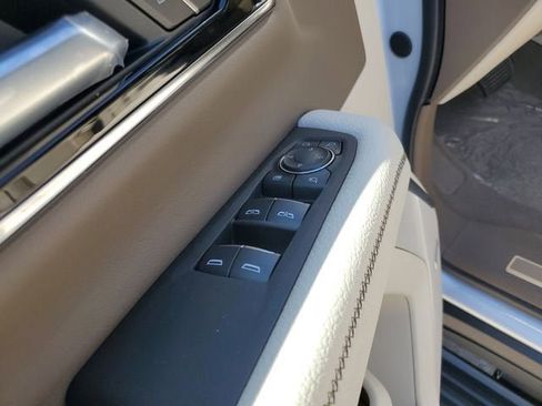 New 2026 GMC Yukon XL Denali w/ Denali Reserve Package AWD/4WD image 18