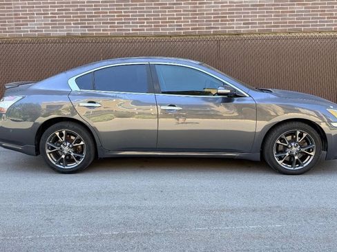 Used 2012 Nissan Maxima 3.5 S w/ Limited Edition Pkg FWD image 6