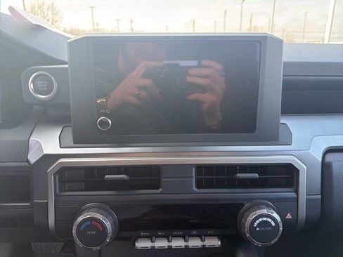 Used 2025 Toyota 4Runner SR5 image 22