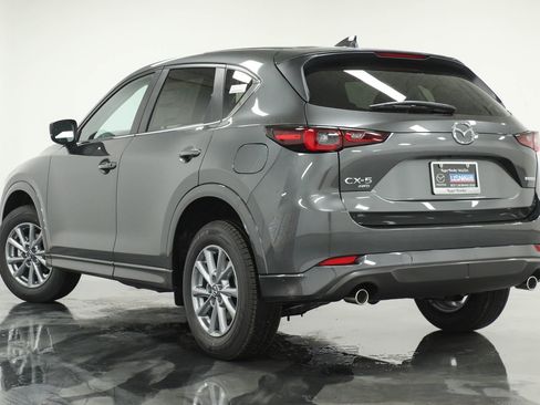 New 2025 MAZDA CX-5 AWD 2.5 S w/ Select Package image 4