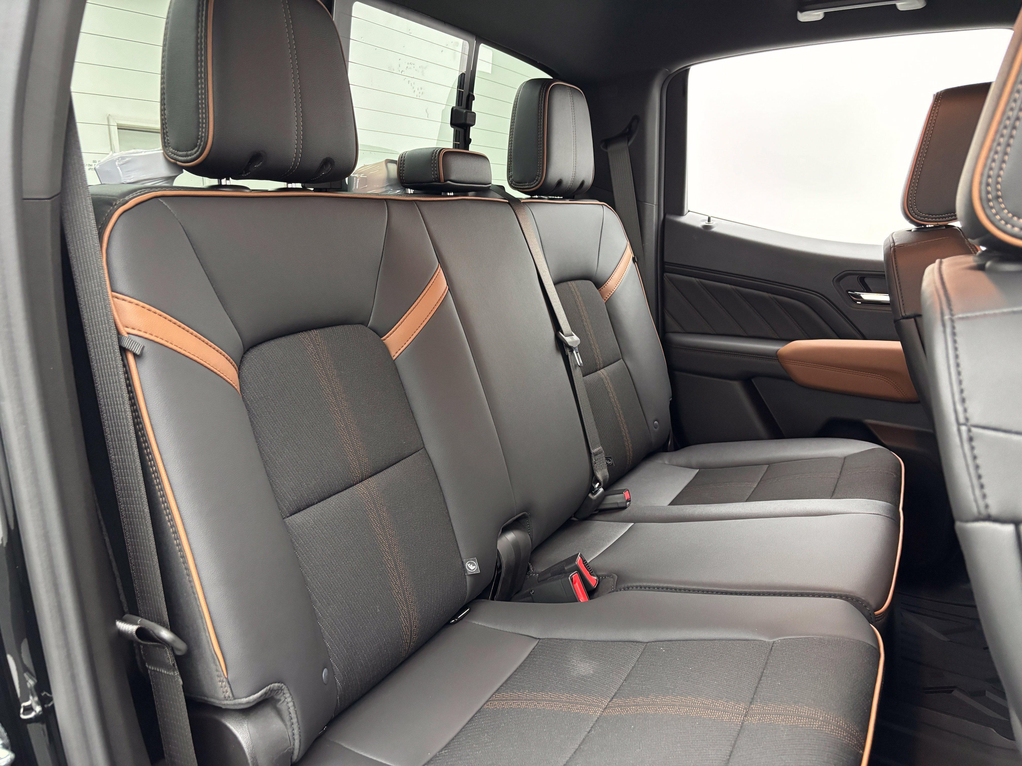 New 2026 GMC Canyon AT4 w/ Nightfall Essentials Package AWD/4WD image 36