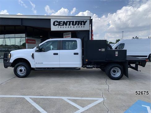 Used 2017 Ford F350 XL w/ Power Equipment Group AWD/4WD image 4