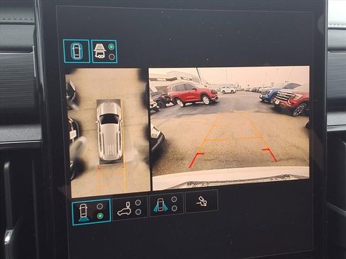 New 2026 GMC Acadia AT4 w/ Luxury Package image 4