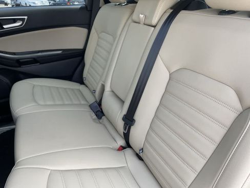 Used 2020 Ford Edge SEL w/ Convenience Package FWD image 19