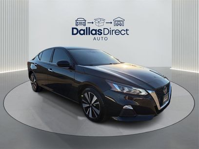 Used 2022 Nissan Altima 2.5 SV
