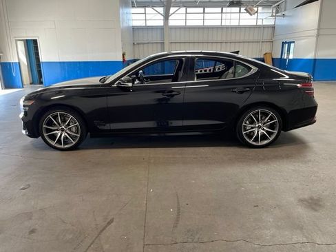 Used 2025 Genesis G70 2.5T RWD image 6