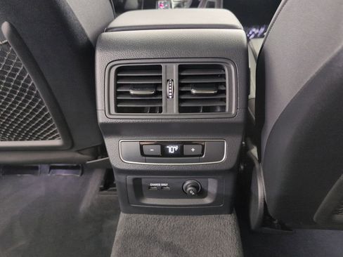 Certified 2025 Audi Q5 2.0T Premium Plus w/ Premium Plus Package image 21