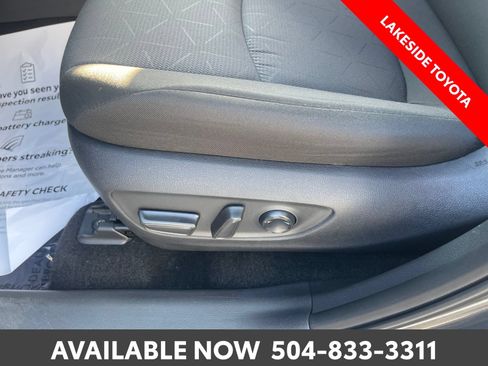 Certified 2025 Toyota RAV4 XLE FWD image 28