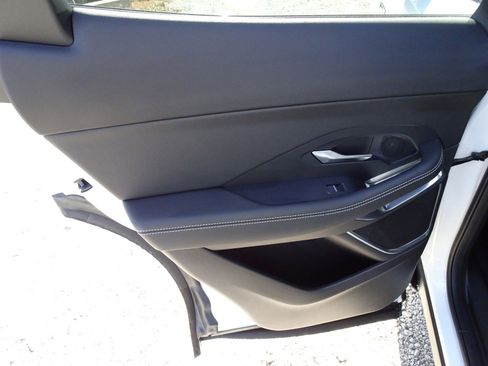 New 2024 Jaguar E-PACE R-Dynamic SE image 22