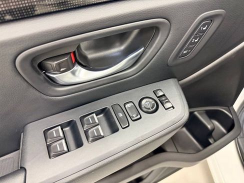 Used 2025 Honda Pilot Elite image 23