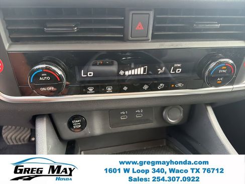 Used 2026 Nissan Rogue SV AWD/4WD image 17