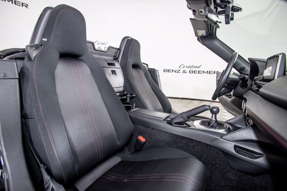 Used 2016 MAZDA MX-5 Miata Club w/ Brembo/BBS Package RWD image 16