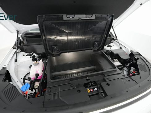 Used 2024 Hyundai Kona Limited image 22