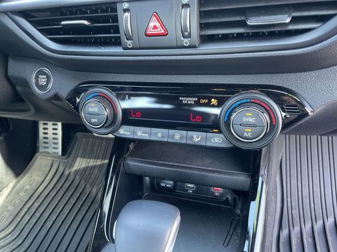 Certified 2023 Kia Forte GT-Line w/ GT-Line Technology Package image 27