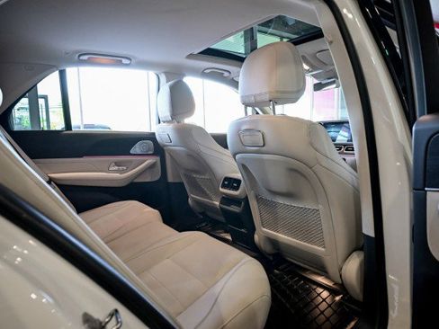 Used 2020 Mercedes-Benz GLE 350 4MATIC w/ Premium Package image 20