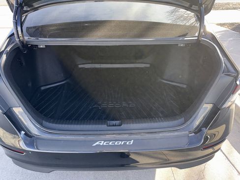 Used 2023 Honda Accord Sport image 7