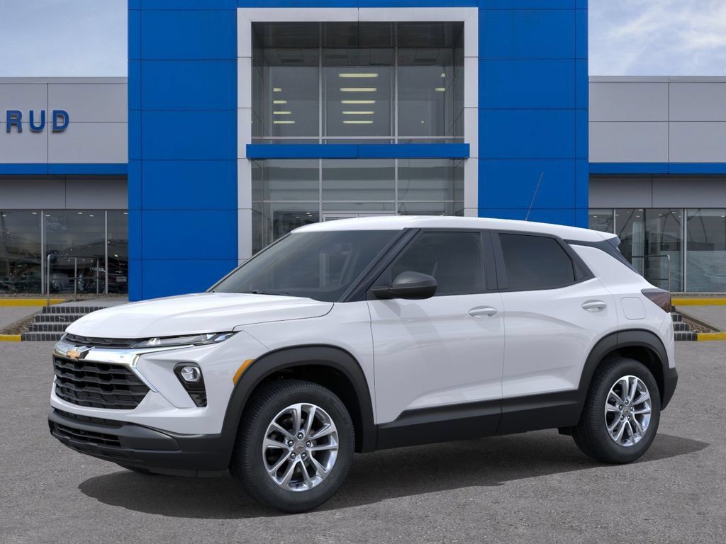 New 2026 Chevrolet TrailBlazer LS w/ LS Convenience Package AWD/4WD image 2