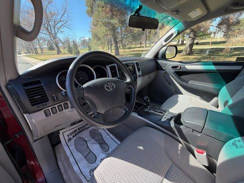 Used 2008 Toyota 4Runner Sport image 11