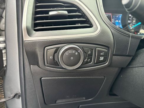 Used 2023 Ford Edge SEL w/ Convenience Package AWD/4WD image 13