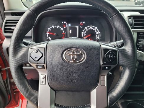Used 2021 Toyota 4Runner SR5 image 22