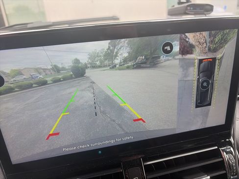 Used 2022 Lincoln Navigator Reserve AWD/4WD image 18