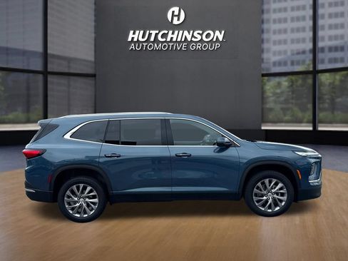 Used 2026 Buick Enclave Preferred AWD/4WD image 8