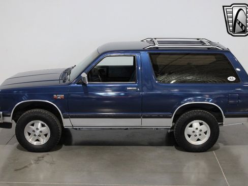 Used 1988 Chevrolet S10 Pickup 4WD image 15