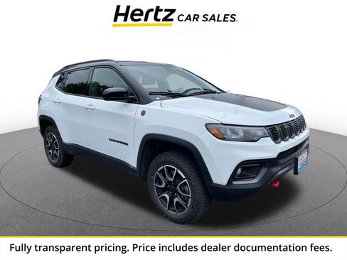 Used 2025 Jeep Compass Trailhawk AWD/4WD image 1
