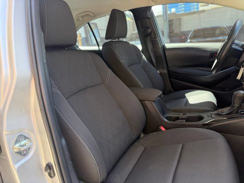 Used 2023 Toyota Corolla LE FWD image 7