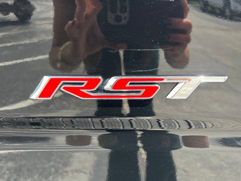 Used 2021 Chevrolet Silverado 1500 RST w/ All Star Edition Plus AWD/4WD image 11