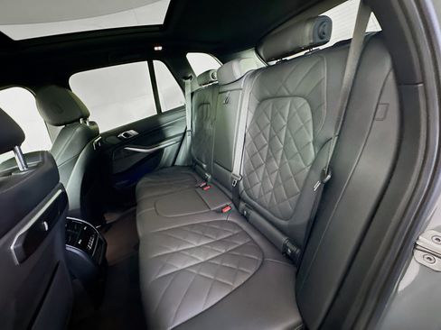 Used 2024 BMW X5 sDrive40i image 30